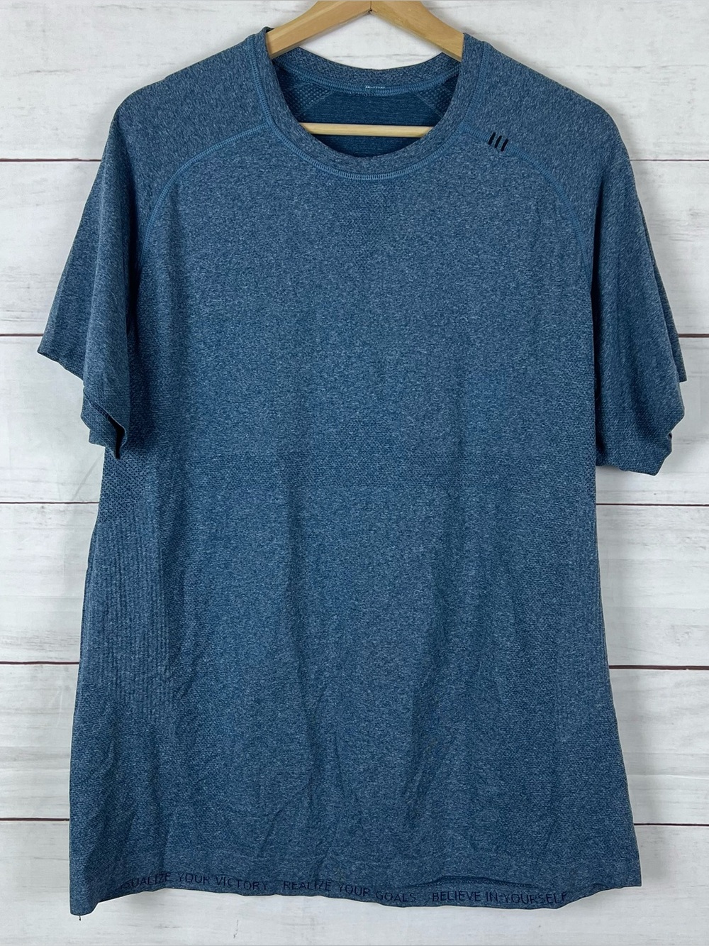 Lululemon Mens Metal Vent Tech 2.0 Short Sleeve Shirt Blue Size XL